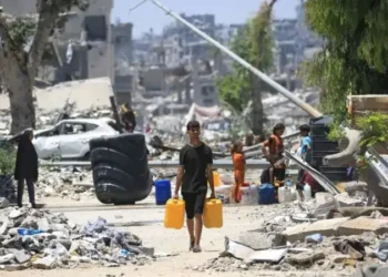 Газаға үш айдан кейін алғаш рет әуеден гуманитарлық көмек тасталды