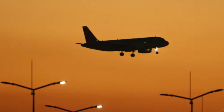 Қазақстандық әуекомпанияларға Иранның әуе кеңістігін айналып өту ұсынылды