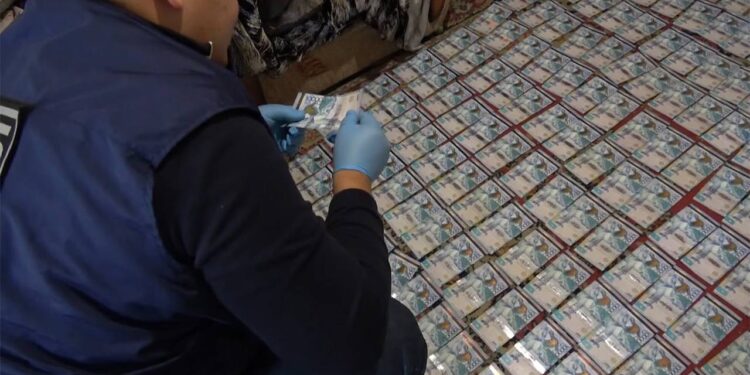 «Черные риелторы» нажились на 60 млн в ВКО