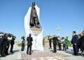 Памятник Абаю открыли в Ашхабаде