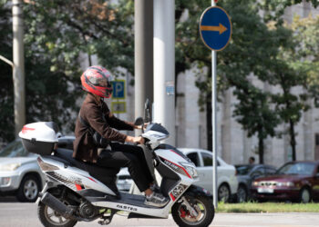 Алматыда жыл басынан бері мопедтердің қатысуымен 743 жол-көлік оқиғасы тіркелді