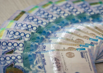 Жетісу облысында білім бөлімі есепшілері ақша жымқырған