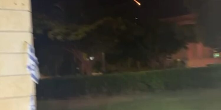 Иран Израиль аумағын 200-ге жуық зымыранмен атқылаған