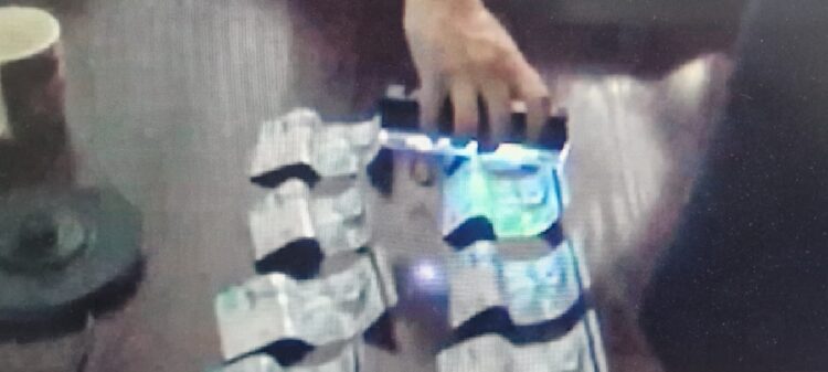 Алматы облысында 100 мың теңге пара алған басшы 2 жылға бас бостандығынан айырылды