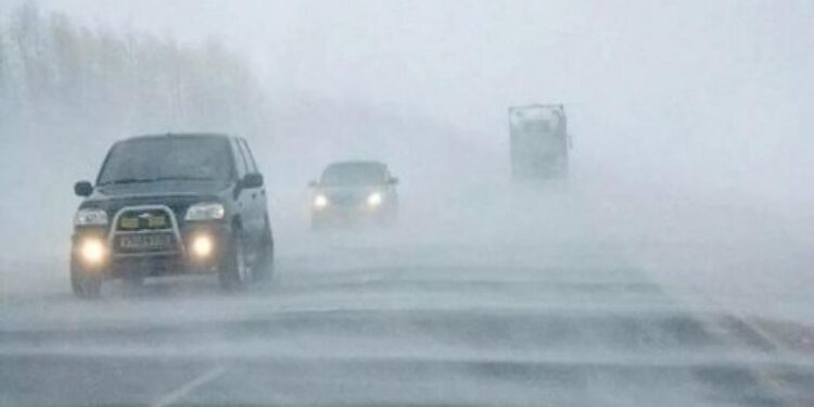 Ауа райының нашарлауына байланысты үш өңірде жол жабылады