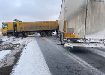 Грузовики столкнулись на трассе Алматы — Усть-Каменогорск: есть пострадавший