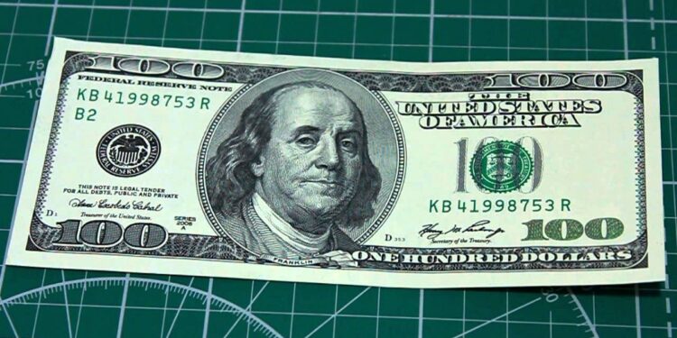Доллардың құны 500 теңгеге жетті