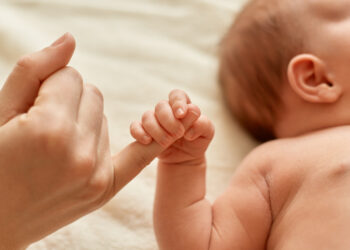 Где в Казахстане рождается больше всего детей?