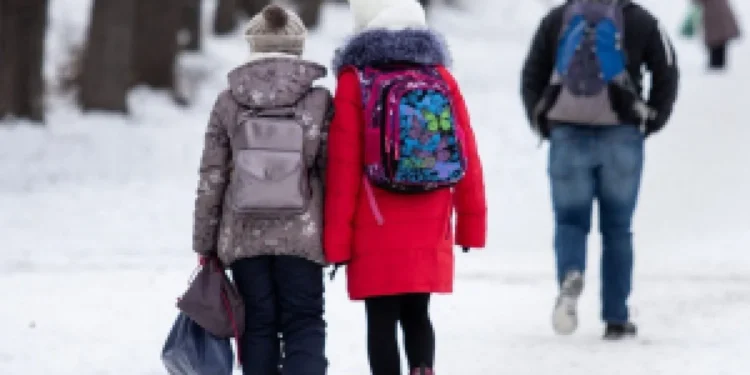 Оқушылар қысқы каникулда неше күн демалады?