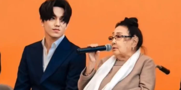 Бибігүл Төлегенова 95 жасын атап өтті