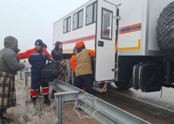 Жамбыл облысында жолда қалған жолаушылар құтқарылды