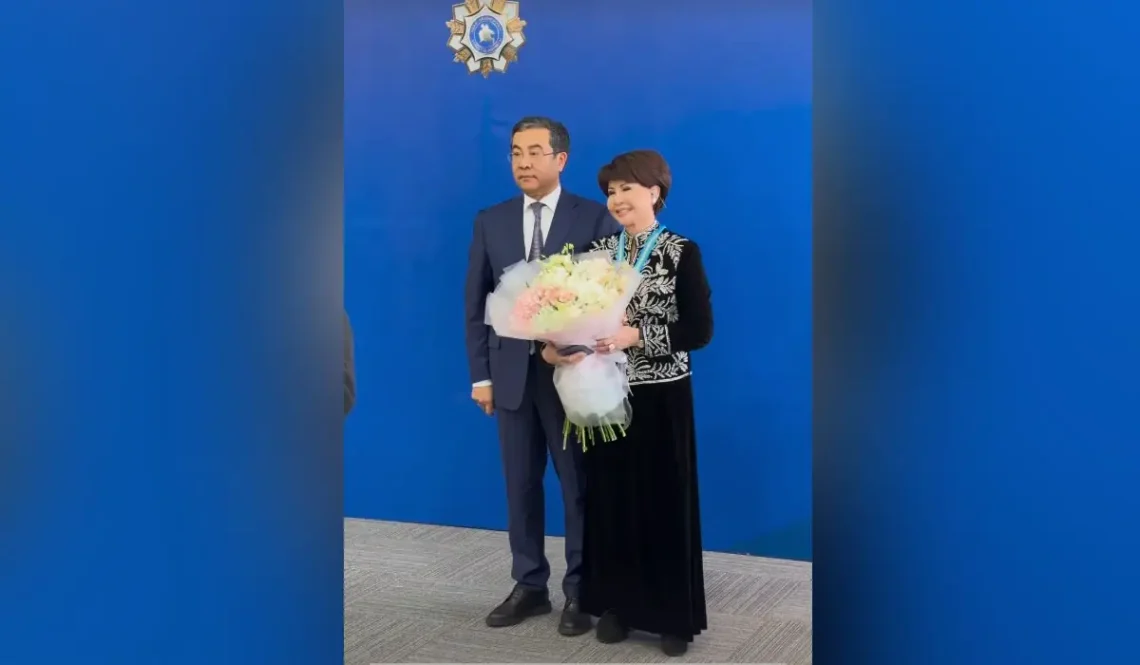 Роза Рымбаева тағы бір атаққа ие болды
