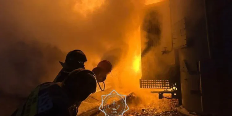 Аягөз қаласында трансформатор өртеніп, тұрғындар жарықсыз қалды