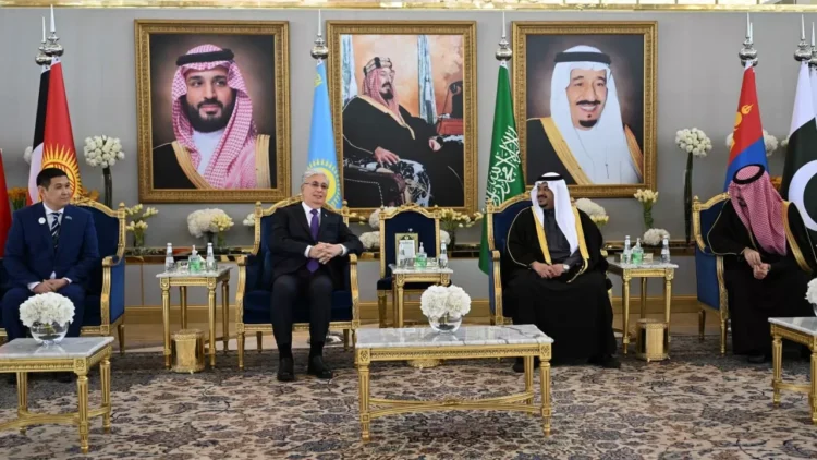 Президент Сауд Арабиясына жұмыс сапарымен барды