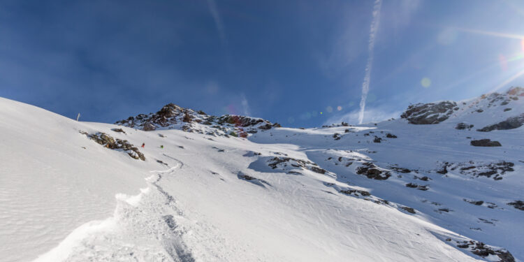 В горах Алматинской области ожидается сход лавин