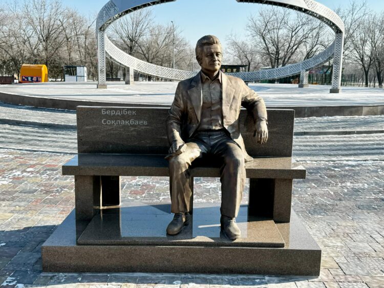 Қонаевта Б.Соқпақбаевтың шағын сәулеттік нысаны бой көтерді