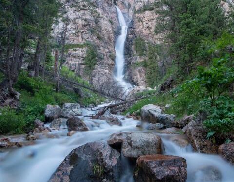 В Жетісу построят дорогу к водопаду Бурхан-Булак