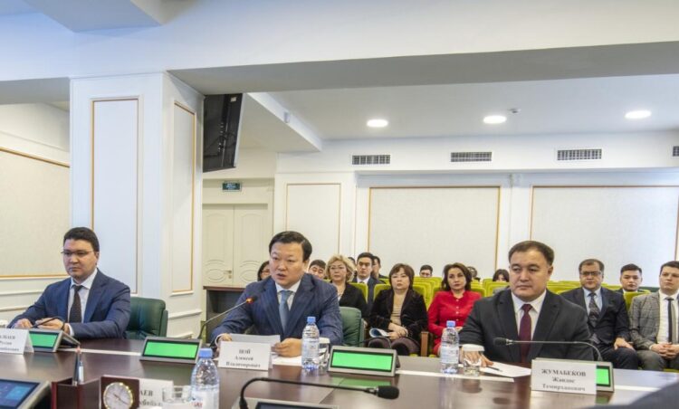 В Талдыкоргане укрепляют здравоохранение региона: подписан меморандум
