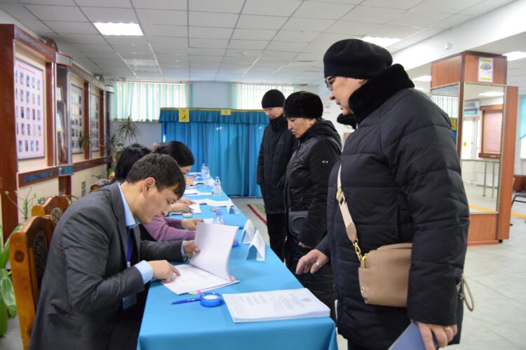 Қонаевта мәслихат депутаттарын сайлау өтуде