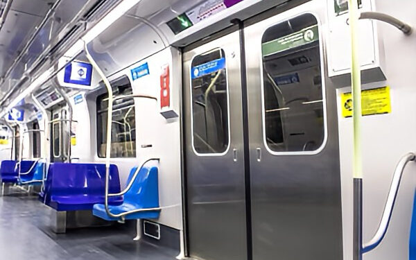 На станциях метро Алматы появилась сотовая связь