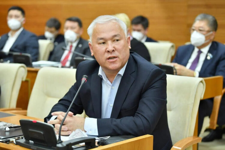 Мурат Абенов осудил традицию кражи невест