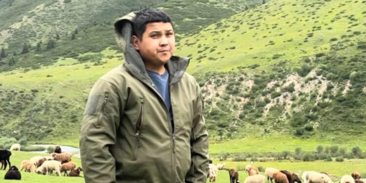 Блогер арестован за съемку авиакатастрофы в Актау