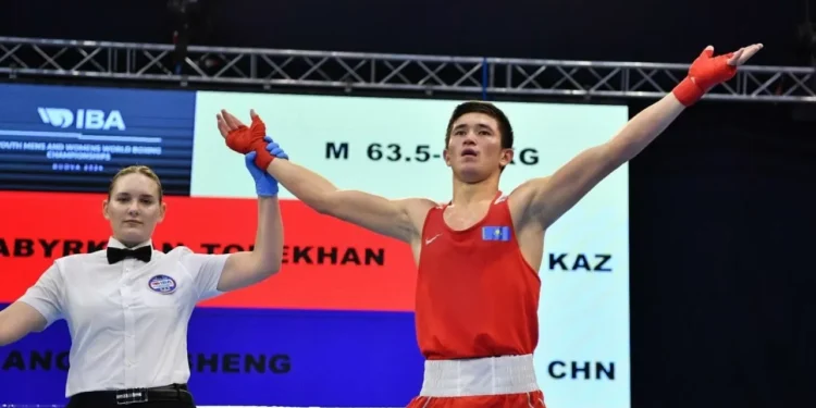 Төрехан Сабырхан Азияның ең үздік боксшысы атанды