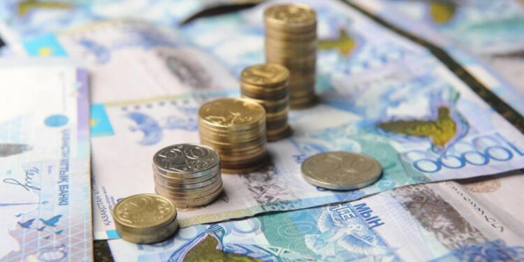 Қазақстанда зейнетақы мен жәрдемақы мөлшері өсті