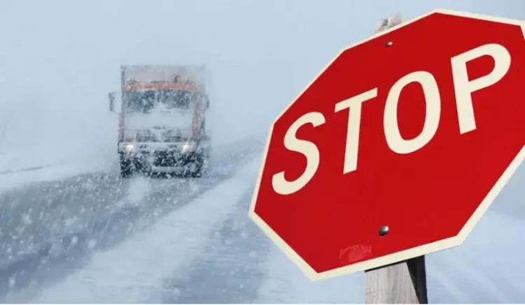 Ауа райына байланысты екі облыста жол жабылды