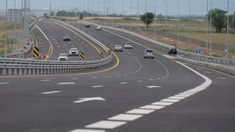 Қаскелең мен Алматы арасындағы жол сегіз жолақты болады