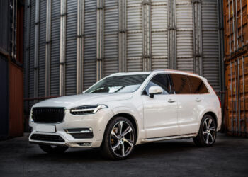 Какие авто чаще всего покупали казахстанцы в 2024 году