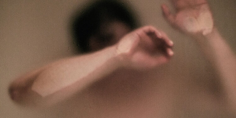 Астанада 19 жастағы жігіт атыс клубында суицид жасады