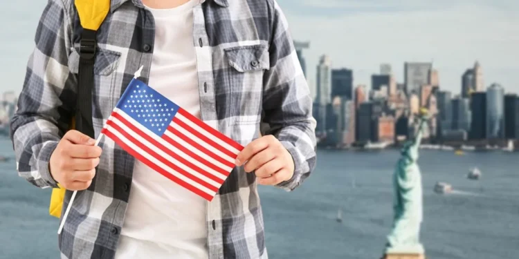 АҚШ-та жүрген қазақстандықтарға ескерту жасалды