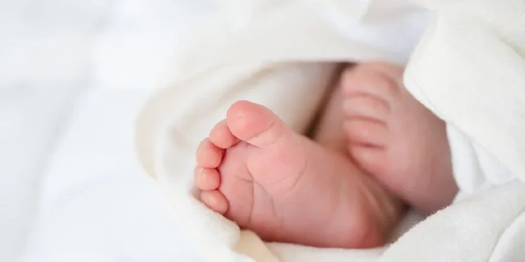 Ақтөбедегі перзентханада жаңа туған сәбиді сатып жіберген