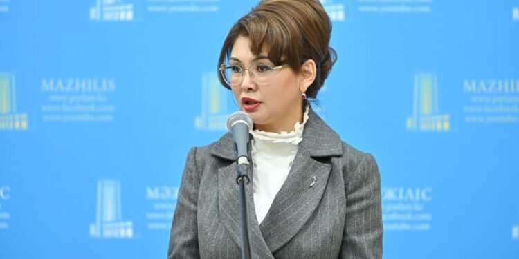 Интернет кеңістігінде заңға қайшы контент екі есе өскен – Аида Балаева