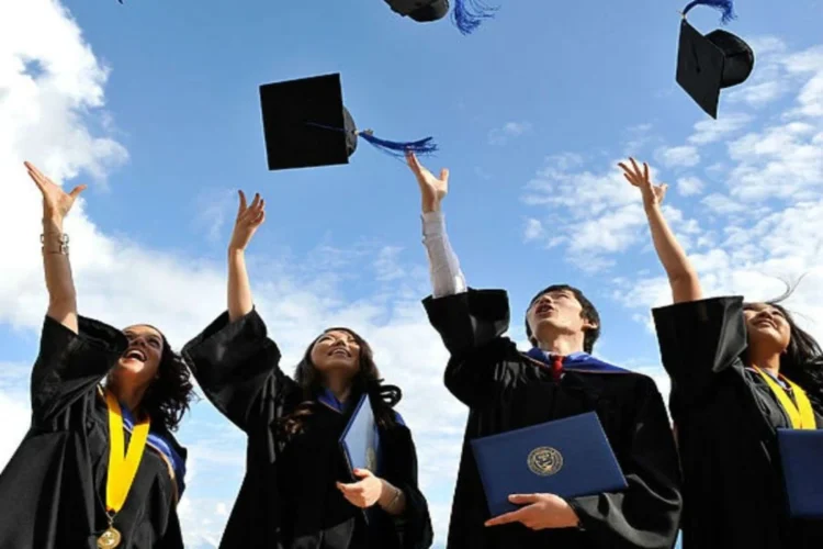 «Болашақ» стипендиясына іріктеу талаптары өзгерді