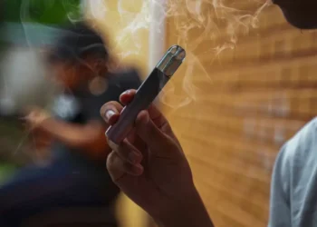 Астанада электронды темекі сатқан адам сотталып кетті