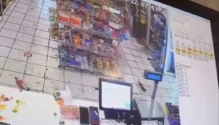 Саран қаласында қарақшы сатушы әйелді пышақтап өлтірген