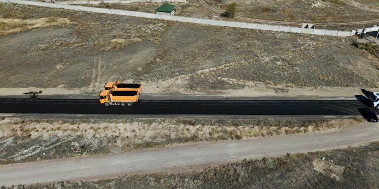 Қонаевта көшпенділер қалашығына жол салынады