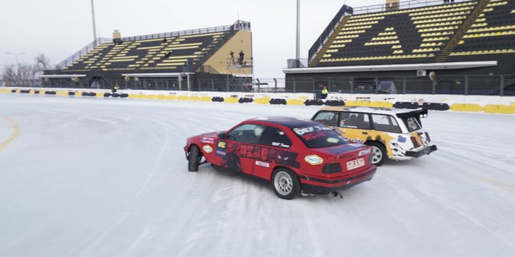 Қонаевта қысқы дрифт шоу өтіп жатыр