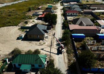 На улицах Конаев установили 1020 штук «умных фонарей»