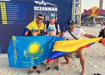 7-летний ученик из Конаева завоевал серебро в плавании на открытой воде