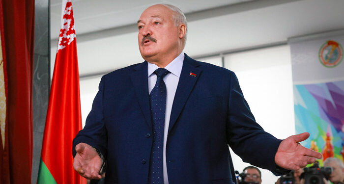 Тоқаев жетінші рет президент болған Лукашенконы құттықтады