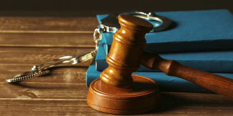 Суд взыскал с дроппера 250 000 тенге за неосновательное обогащение