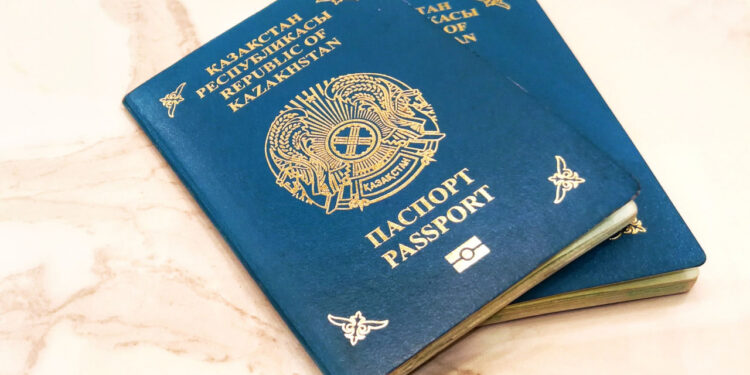 Казахстан поднялся в рейтинге сильных паспортов мира
