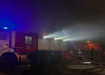 В Петропавловске горел многоквартирный дом