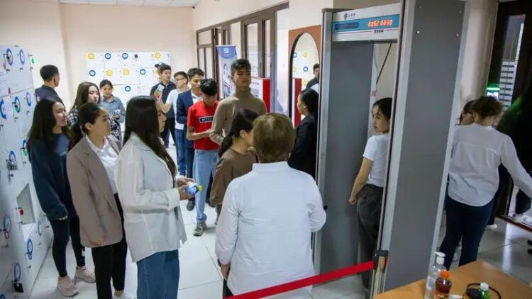 167 тысяч участников: стартовало январское ЕНТ