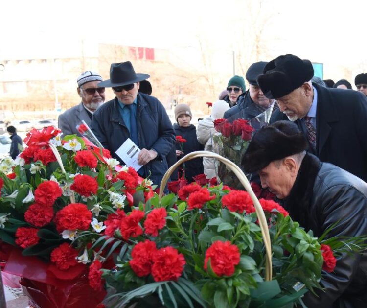 В Шымкенте почтили память Конаева