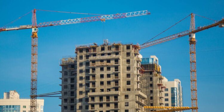 В Шымкенте оштрафовали строительные компании за незаконную рекламу