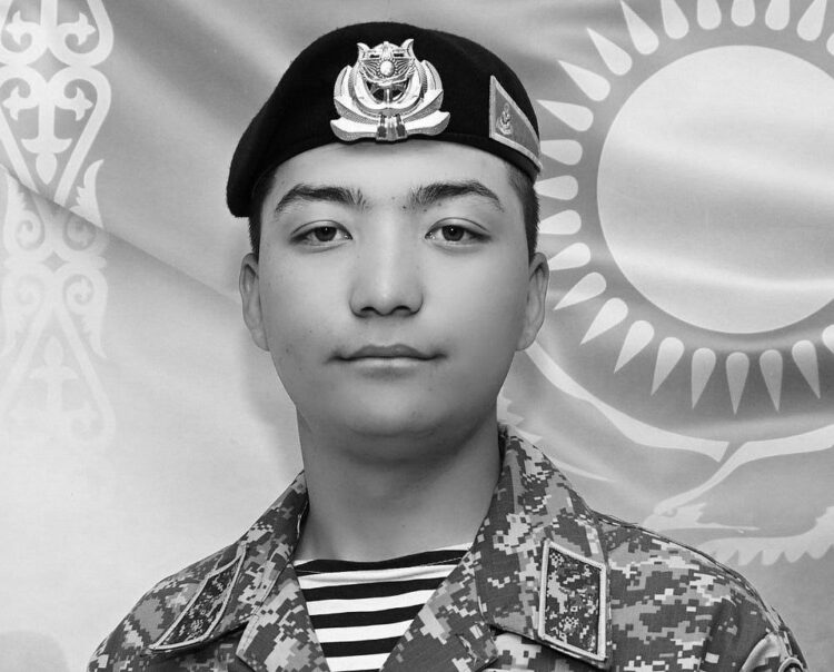 Экс-командира взвода приговорили к 13 годам за убийство срочника в Мангистау